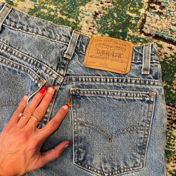 VERY VINTAGE Levi’s ORANGE TAB 950 Jeans - Picture 3 of 9